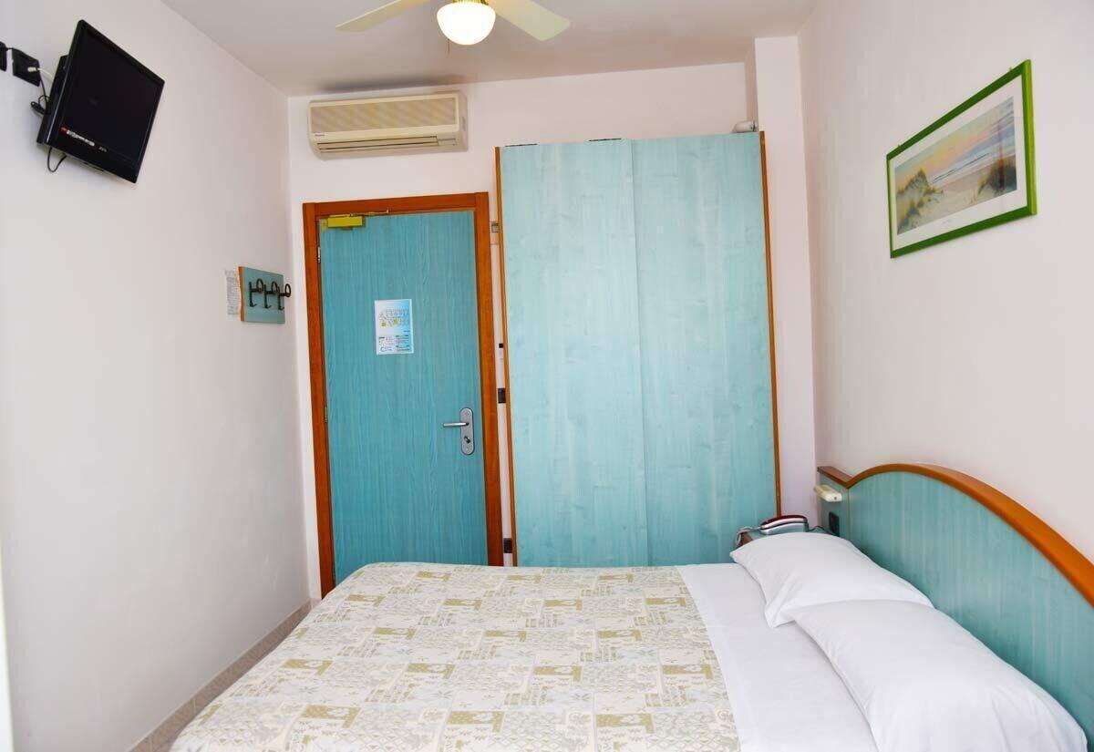 Hotel Astor Alba Adriatica Exterior photo