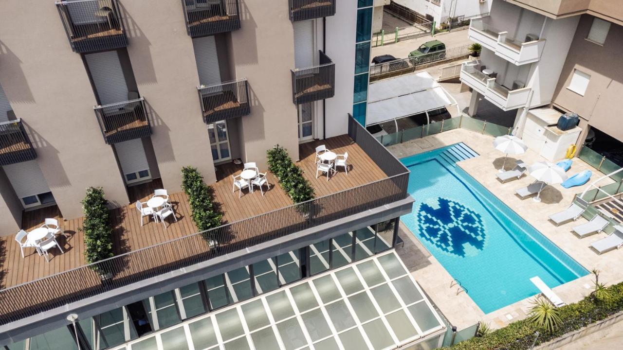 Hotel Astor Alba Adriatica Exterior photo